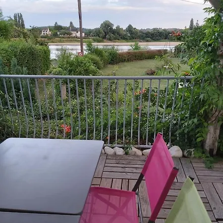 La Maison Sur Lile Vue Sur Loire Oda ve Kahvaltı *
